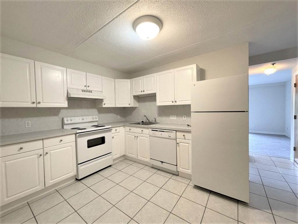 580 Salem Street - Photo 1