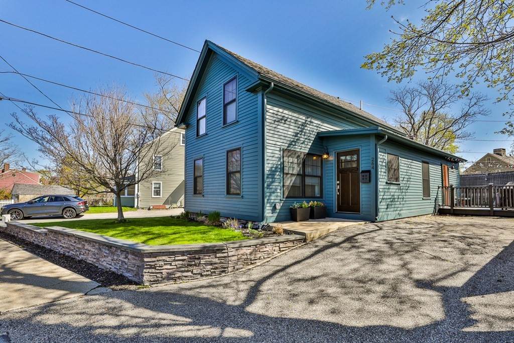 264 Main St - Photo 1