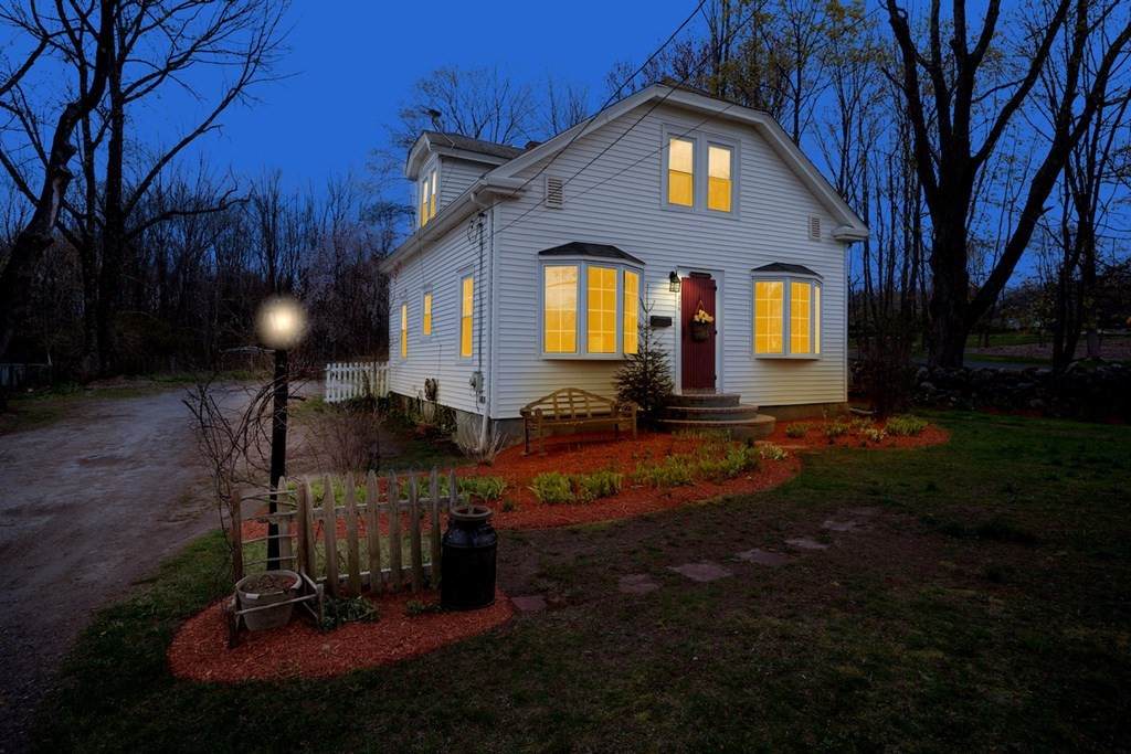 326 Chestnut Hill Rd - Photo 1
