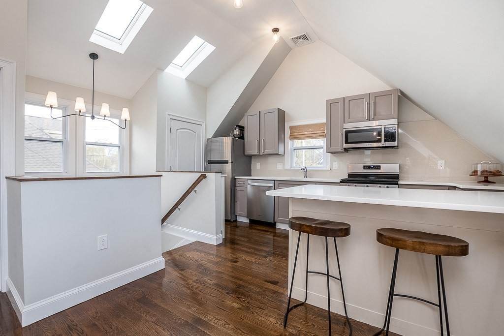202 Elliot Street - Photo 1