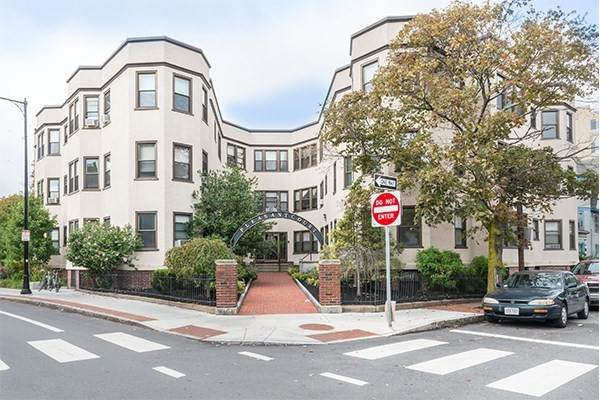 19 Pleasant St - Photo 1