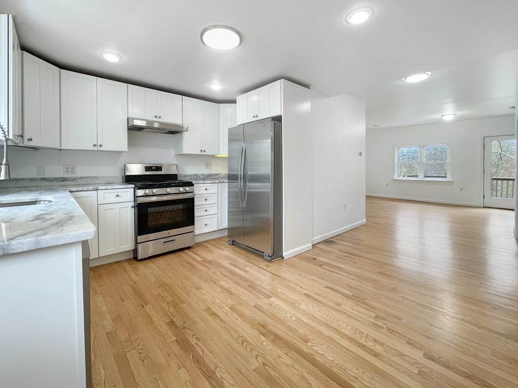 66 Hamilton St - Photo 1