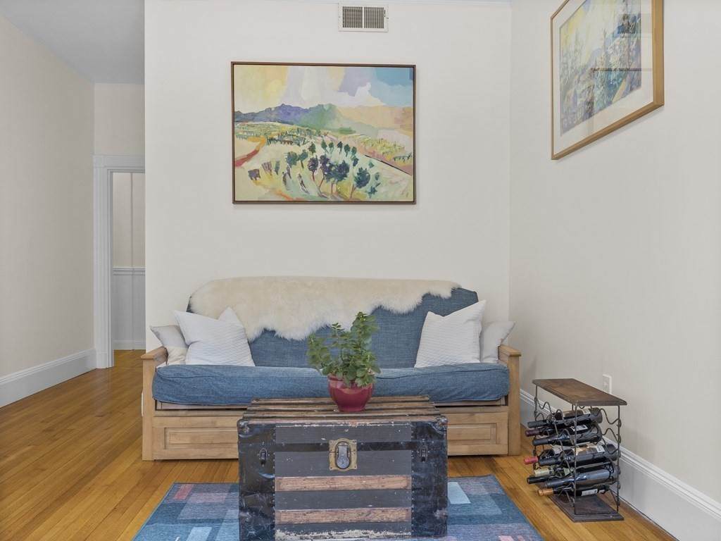 42 Rockview St - Photo 1