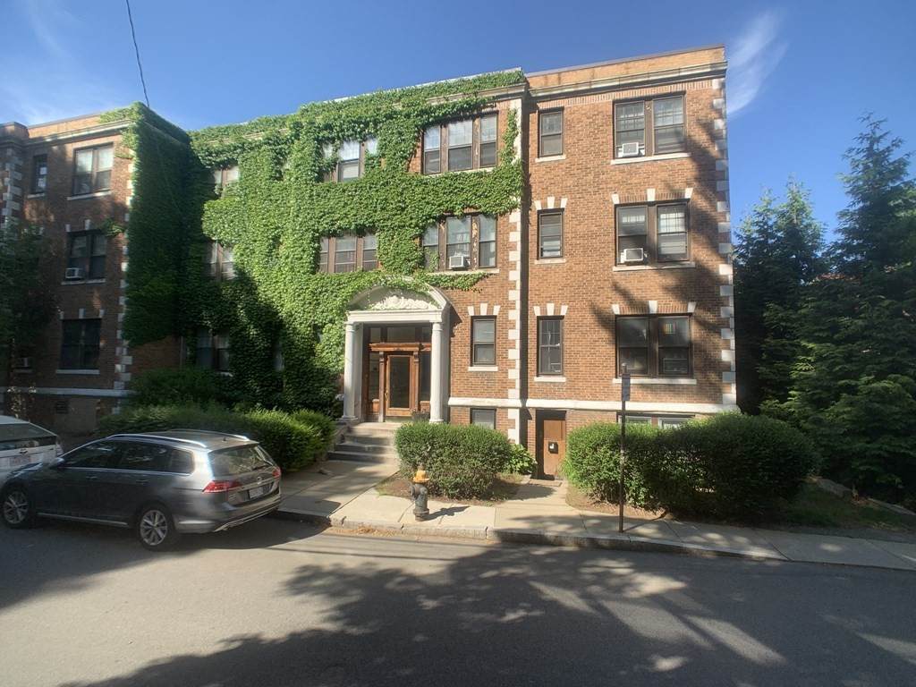 55 Lanark Rd - Photo 1