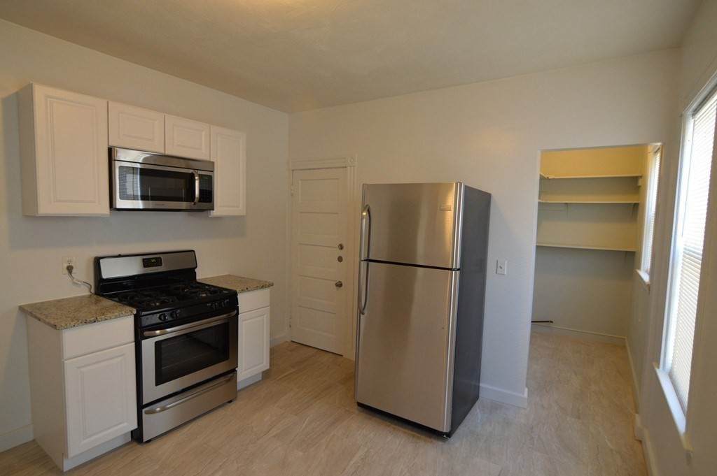 28 Taft Street - Photo 1