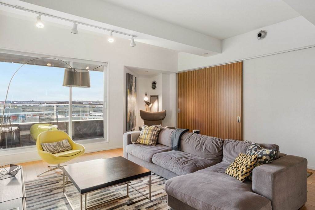 141 Dorchester Avenue - Photo 1