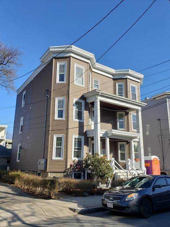 41 Fairbanks - Photo 1
