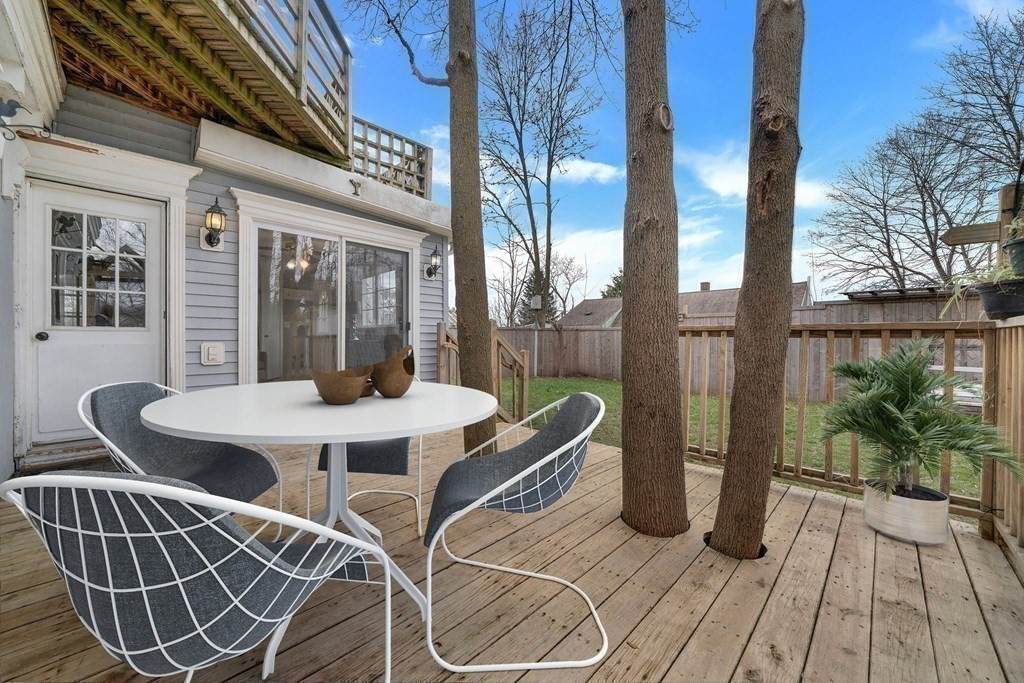 24 Mt Hope Street - Photo 1