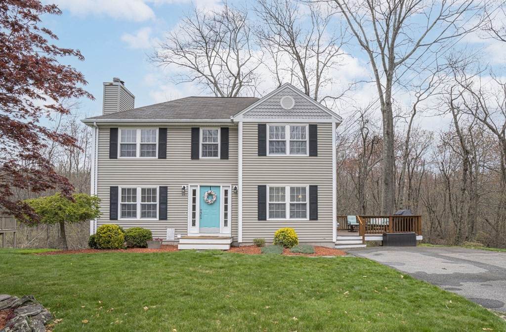 341 Cumberland Ave - Photo 1