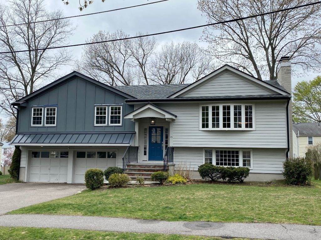 15 Hazelton Ave - Photo 1