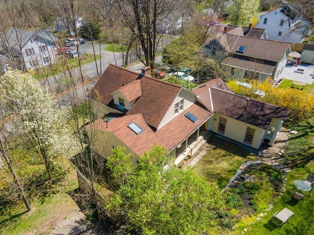 238 E Pleasant St - Photo 1