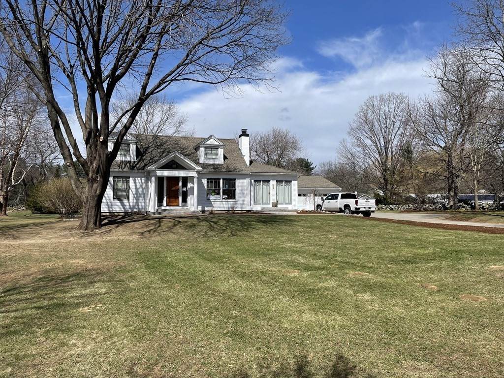 172 Elm St - Photo 1