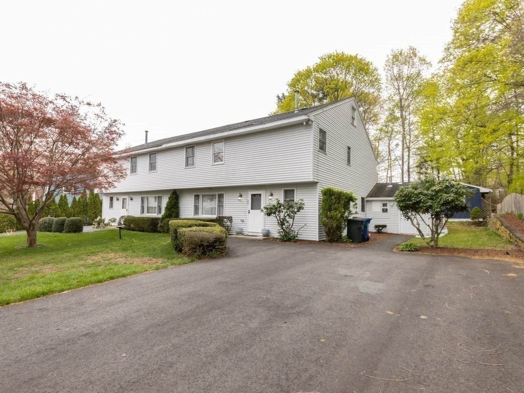 22 Hayward - Photo 1