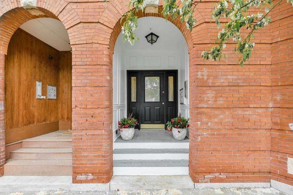 11 Mark St. - Photo 1