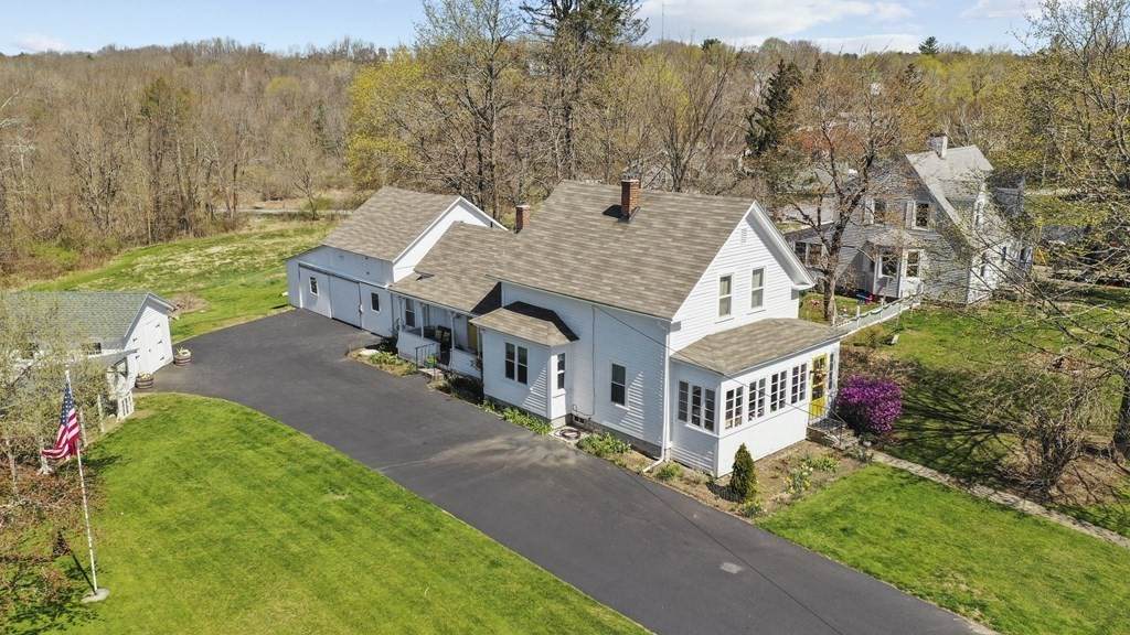 1 N Sturbridge - Photo 1