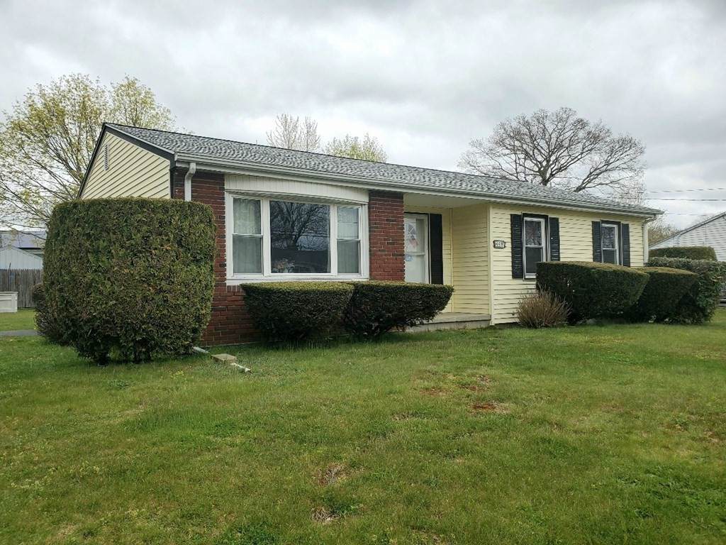 668 Mohawk Rd - Photo 1