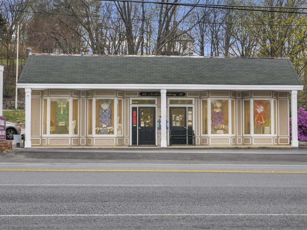 32-34 N Broadway - Photo 1