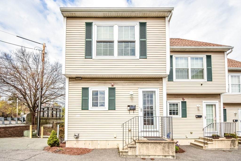 17 Andover St - Photo 1