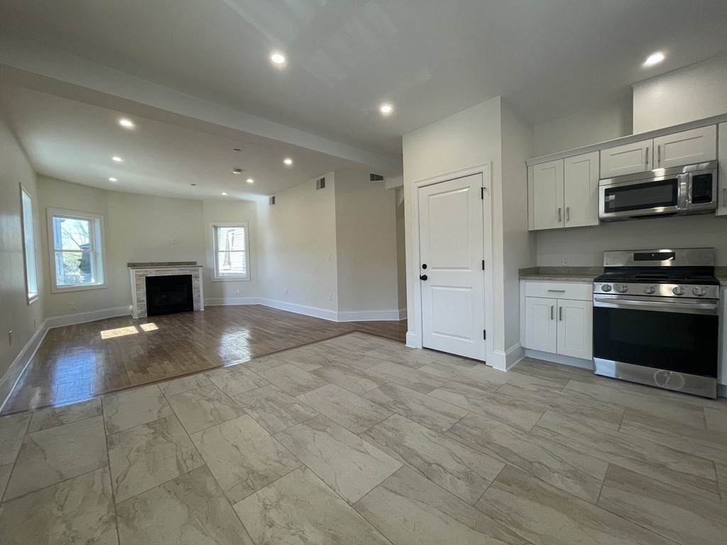 14-16 Weld Avenue - Photo 1
