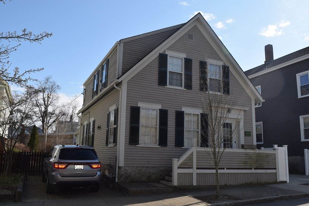 76 Hillman St - Photo 1