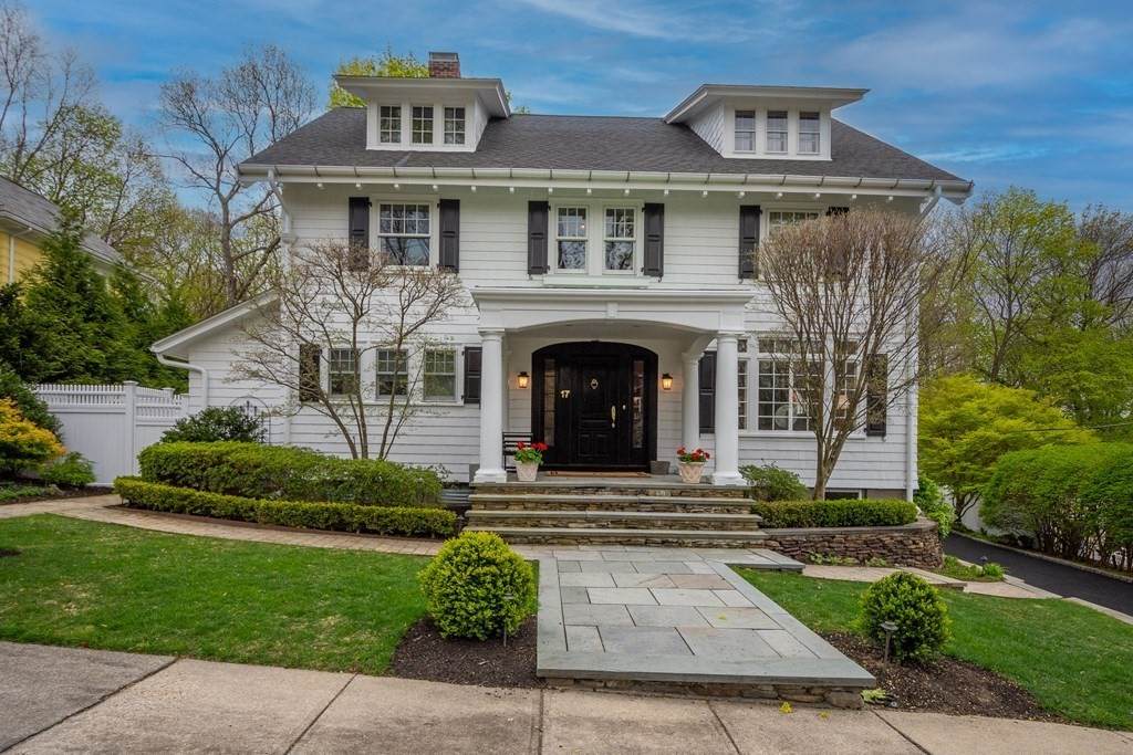 17 Ridgefield Road - Photo 1