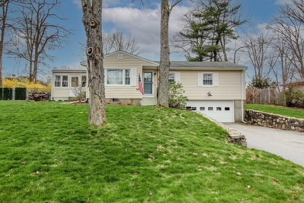 8 Tanglewood Rd - Photo 1
