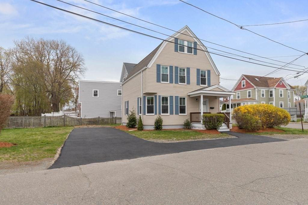 13 Water St - Photo 1