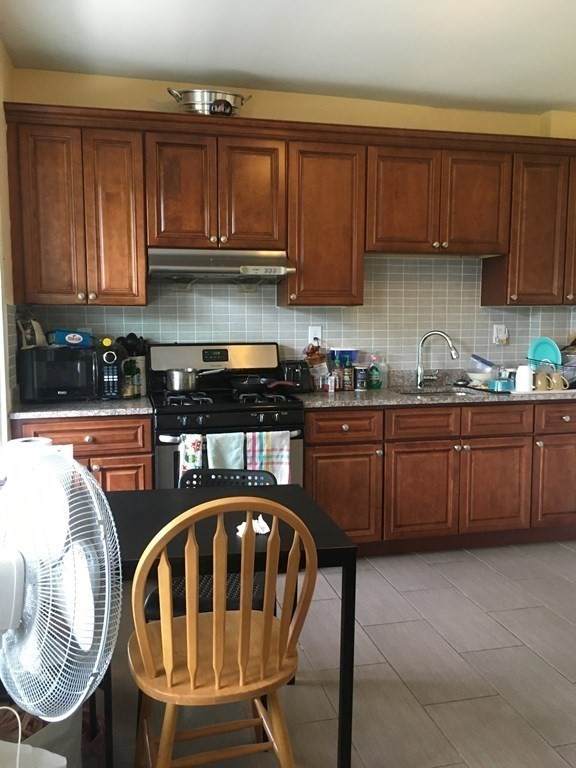 11 Raven St. - Photo 1