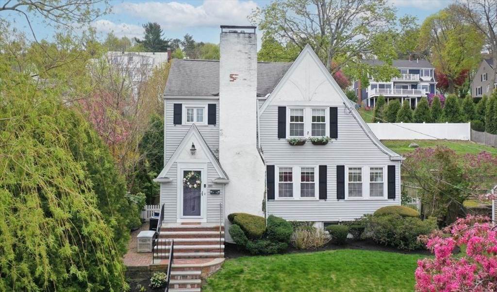 88 Hillside Ave - Photo 1