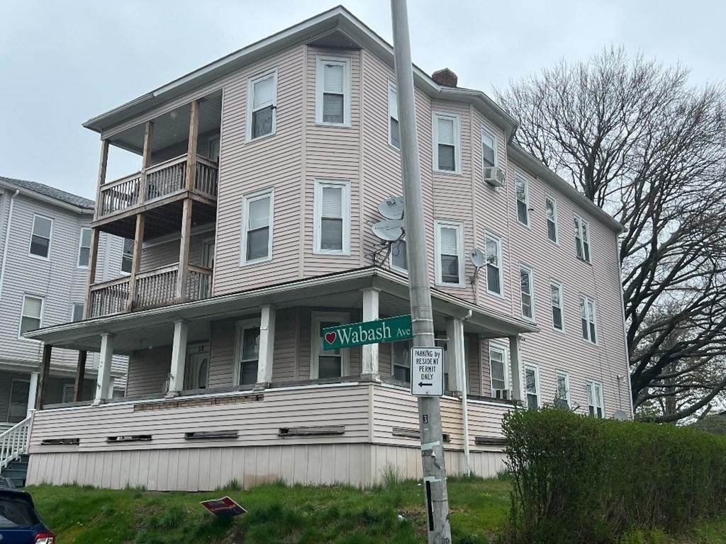 12 Wabash Ave - Photo 1