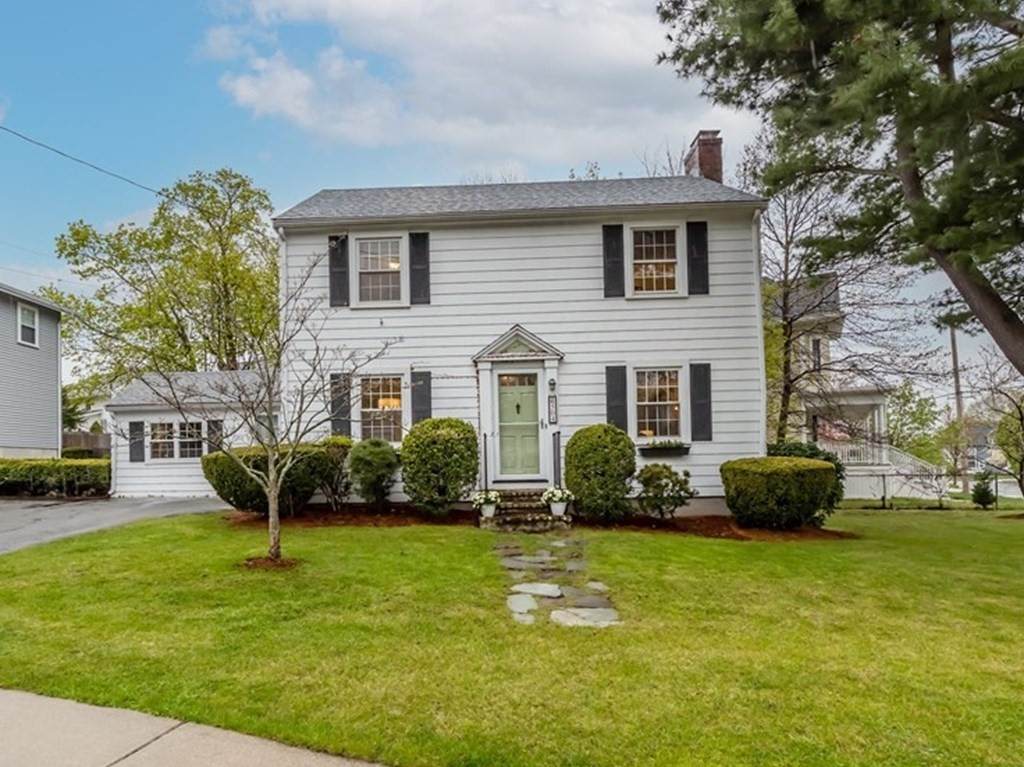 504 Swains Pond Ave - Photo 1