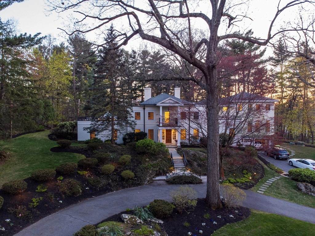 35 Winsor Way - Photo 1