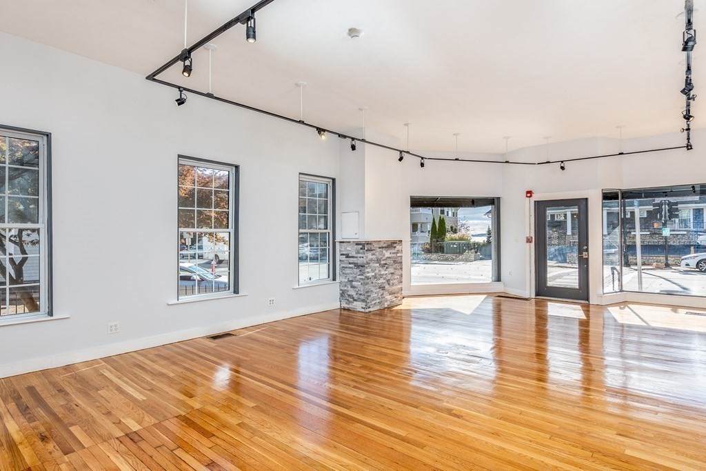 224 Humphrey Street - Photo 1