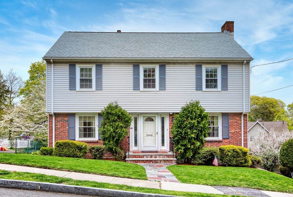 12 Simmons Avenue - Photo 1