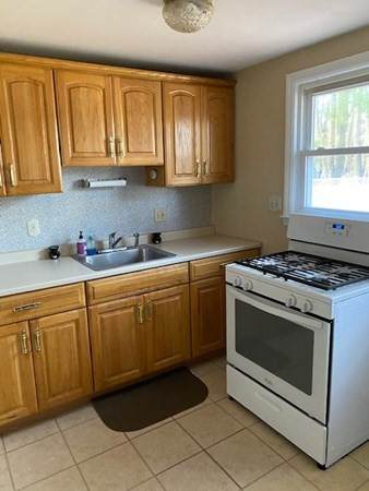 50 Neillian St - Photo 1