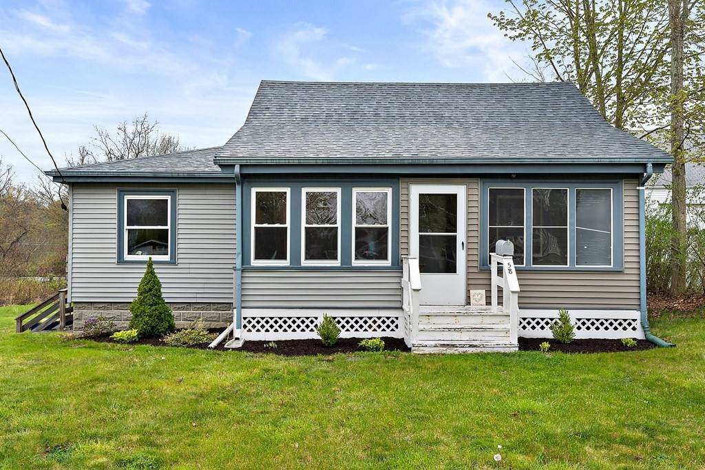 589 Bedford St - Photo 1