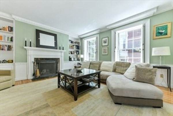 39 Pinckney St - Photo 1