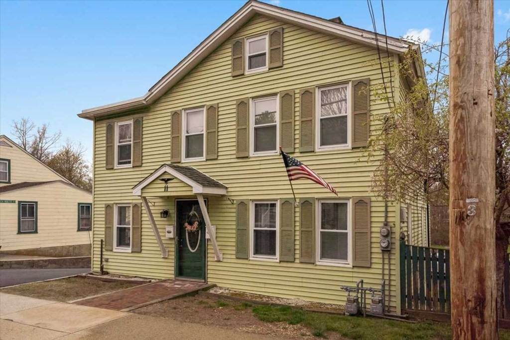 11 Blackstone St - Photo 1