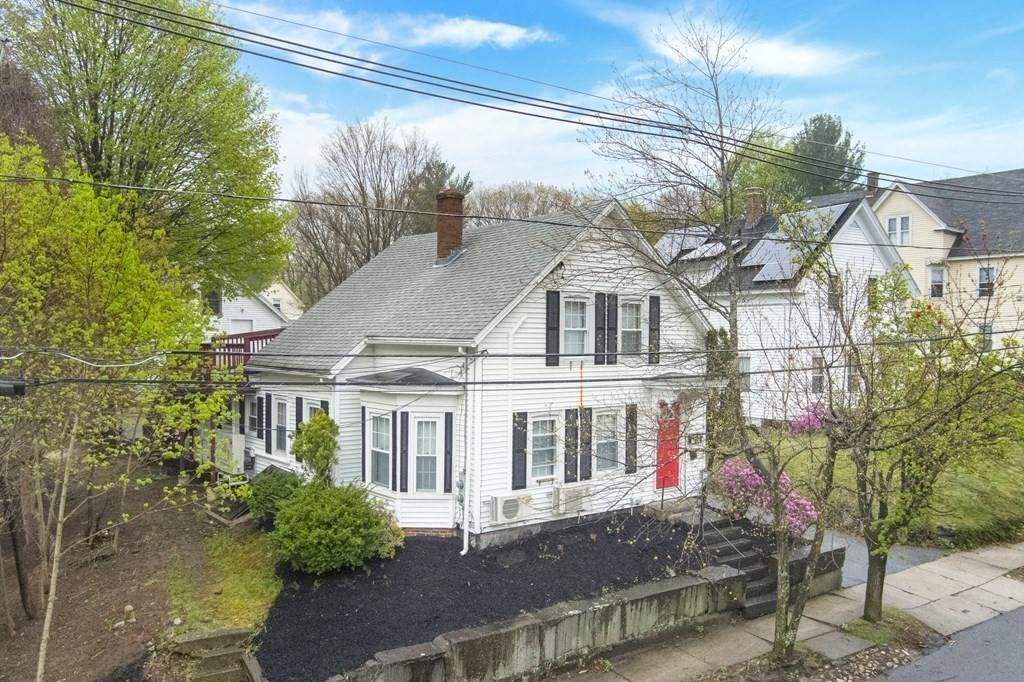 34 Cottage St - Photo 1