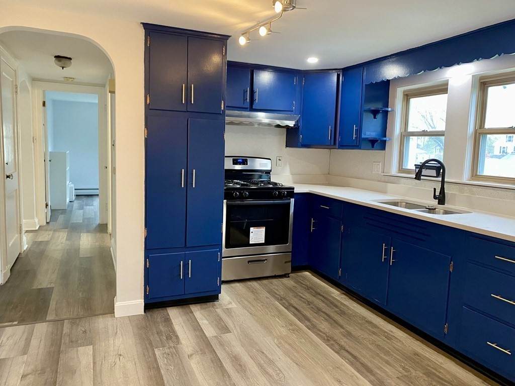 45 Underwood Ave - Photo 1