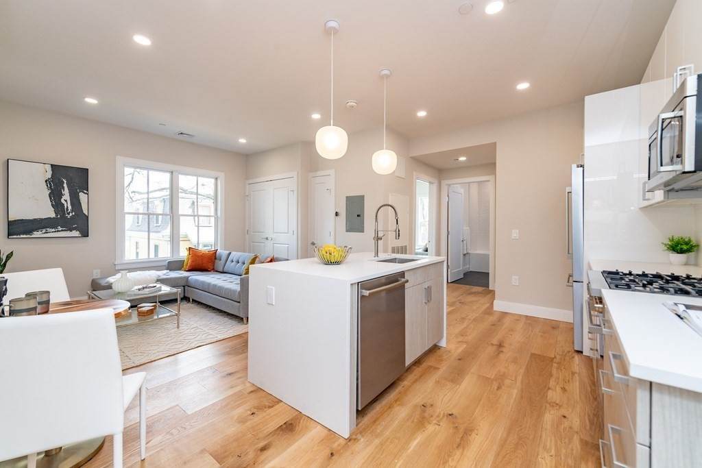 106 Forest Hills Street - Photo 1