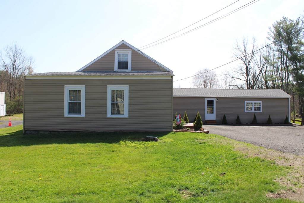 215 Ware St - Photo 1