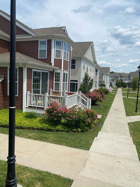 2113 Simeon Howard - Photo 1