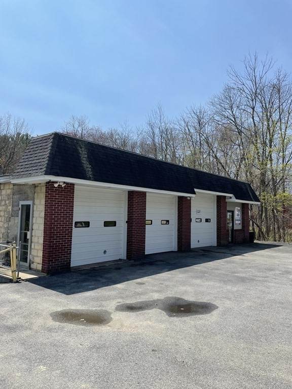 1424 Broadway - Photo 1
