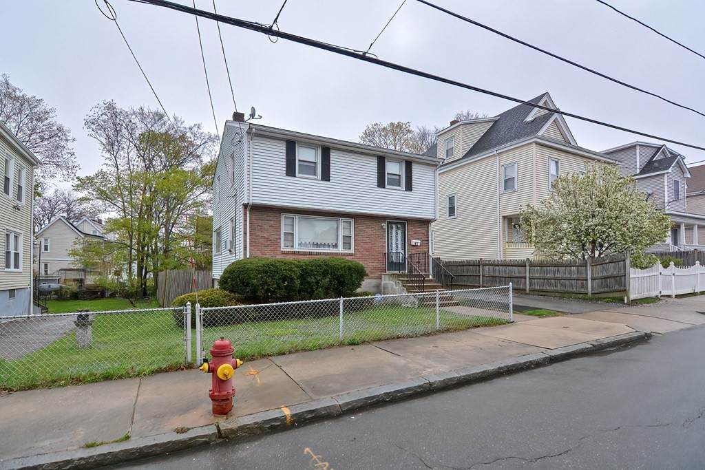 41 Harvard St - Photo 1