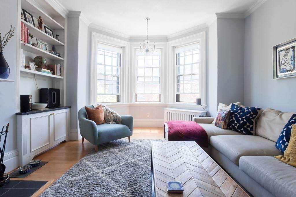 381 Marlborough Street - Photo 1