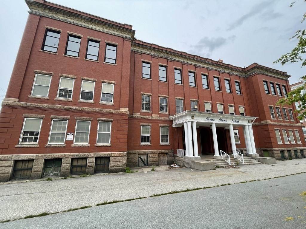 34 St Joseph St - Photo 1