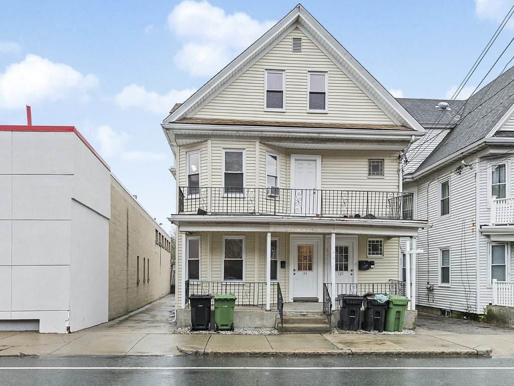 129 Arsenal St - Photo 1