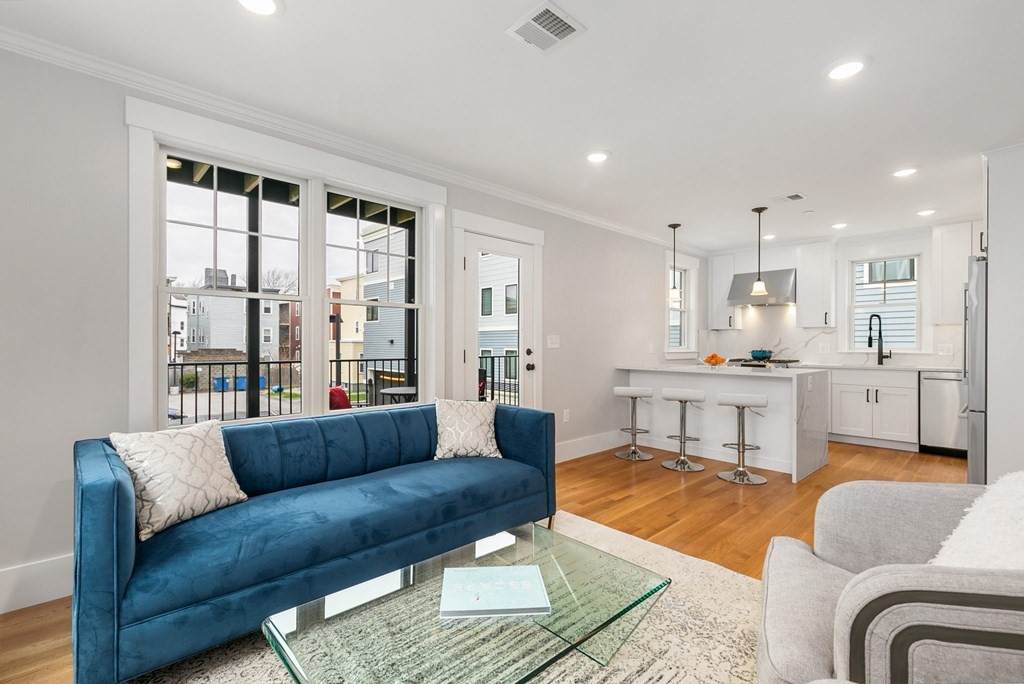 35 Berkshire St - Photo 1