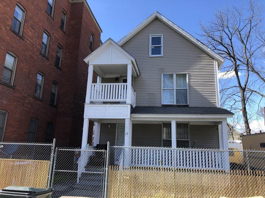 22-24 East Hooker St - Photo 1